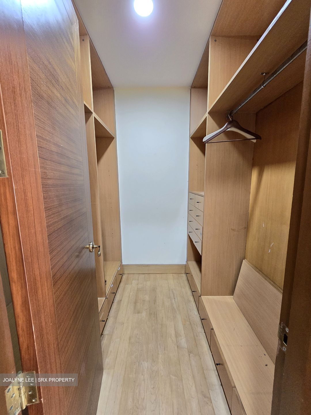 Chelsea Gardens (D10), Condominium #536015311